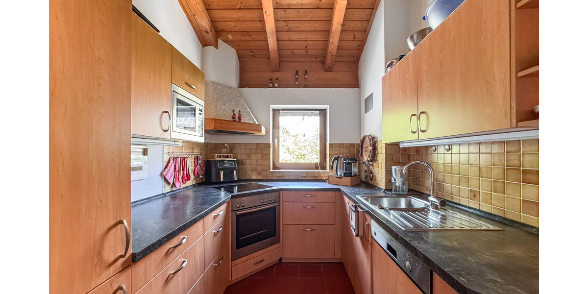 WINDISCH IMMOBILIEN – Gewerbeimmobilie mit vier Büros und einer Wohnung - ideal für den Mittelstand - Gewerbeobjekt Oberschleissheim | Angebot:22150182