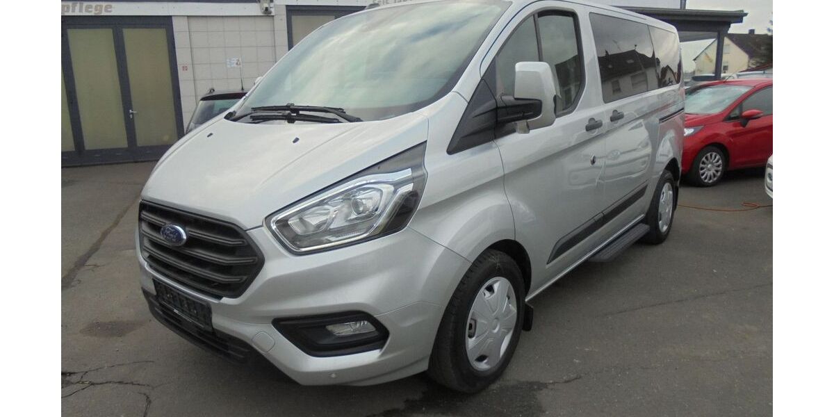 Ford Transit Custom 62.100 km 25.900 &euro; Nürnberg 90431