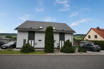 Haus Grabfeld - 8 Zimmer, 220 m&sup2;, 495.000&euro; | Angebot:26976275