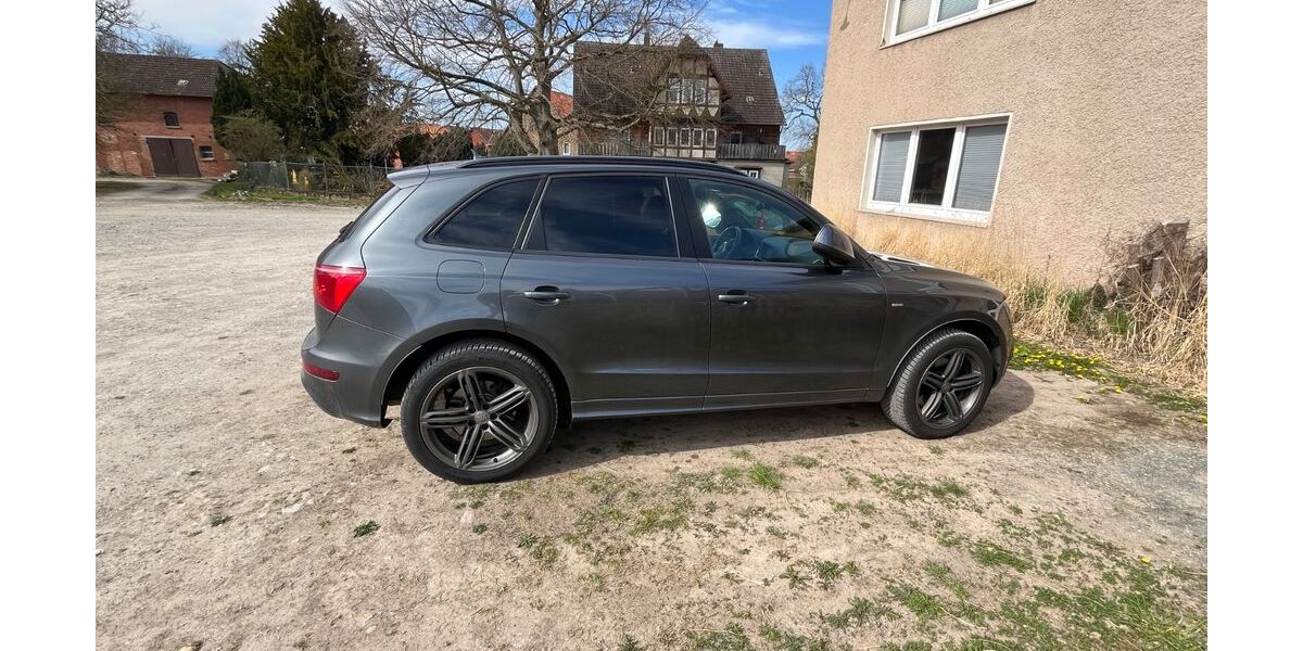 Audi Q5 240.000 km 13.000 &euro; Sibbesse 31079