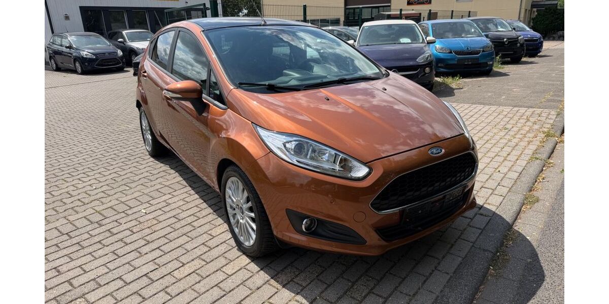 Ford Fiesta 71.500 km 8.480 &euro; XANTEN 46509
