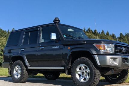 Toyota Land Cruiser 5.500 km 75.000 € Plattling 94447
