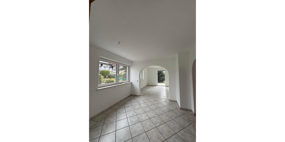 Reihenhaus Neustadt an der Donau - 6 Zimmer, 130 m&sup2;, 1.450&euro; | Angebot:27613178