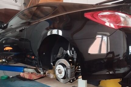 Hyundai Genesis 71.500 km 17.500 &euro; Britz 16230