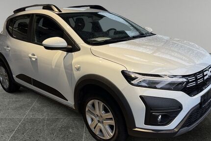 Dacia Sandero 9.500 km 17.990 &euro; Flensburg 24941