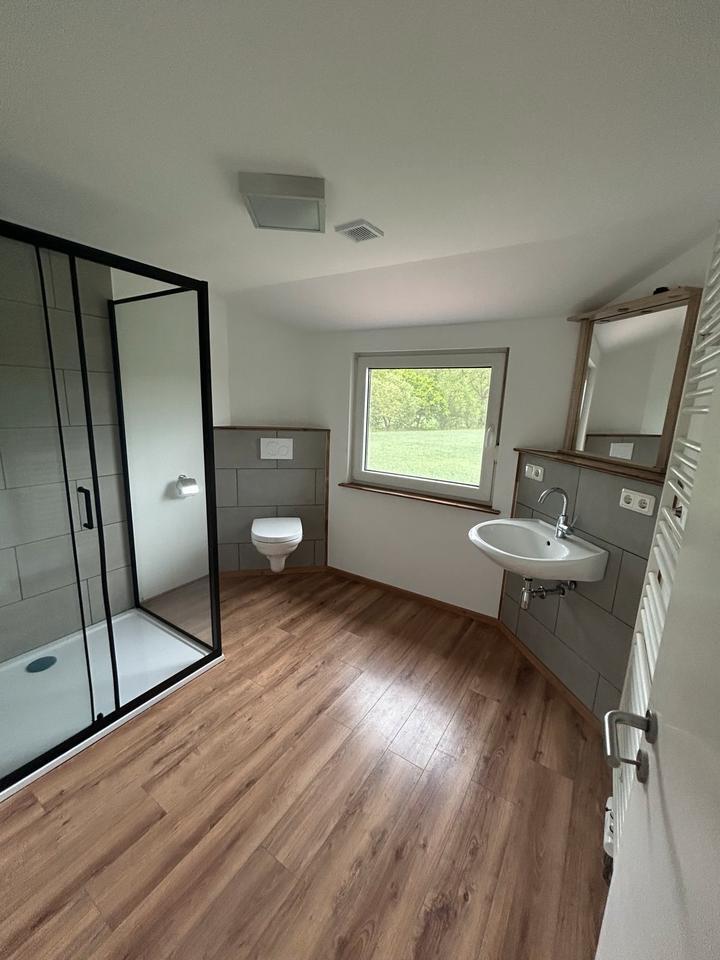 Charmante 3-Zimmer-Wohnung mit großem Garten in ruhiger Lage