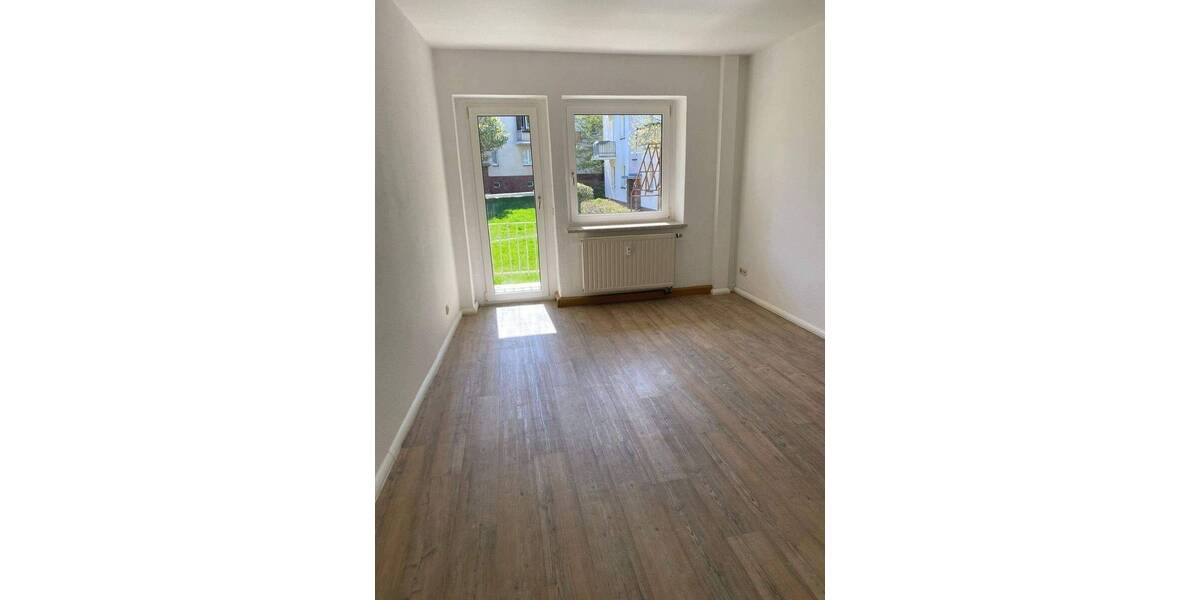 Etagenwohnung Plauen Ostvorstadt - 2 Zimmer, 44 m&sup2;, 250&euro; | Angebot:26920071