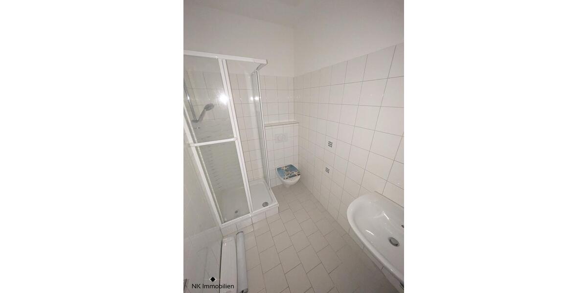 Dachgeschoßwohnung Burgstädt - 1.5 Zimmer, 28 m&sup2;, 235&euro; | Angebot:26321564