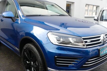 VW Touareg 122.700 km 26.950 &euro; Löhne 32584