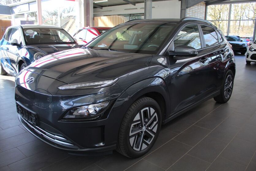 Hyundai KONA 44.180 km 19.390 € Andervenne 49832
