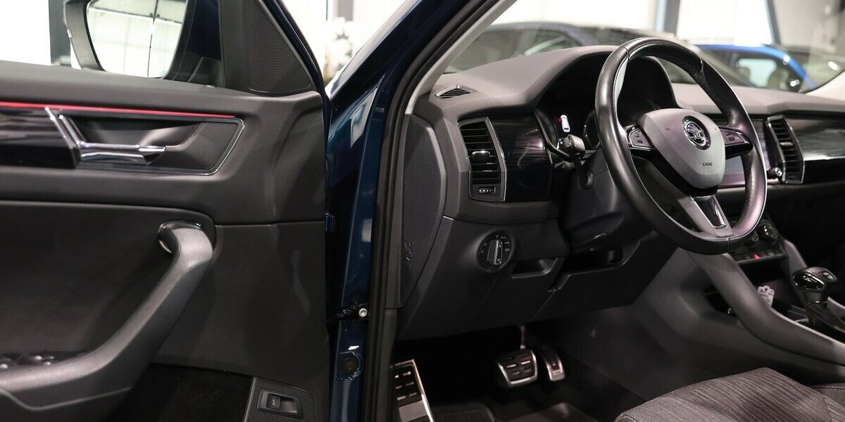 Skoda Kodiaq 2.0 TDI DSG 4x4 STYLE / LED, STANDHEIZUNG 148.000 km 19.991 &euro; Hamm 59077