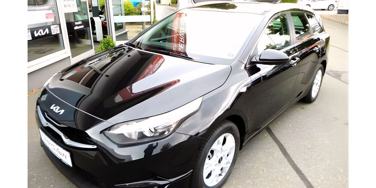 Kia ceed Sportswagon 4.500 km 24.990 &euro; Hof 95030