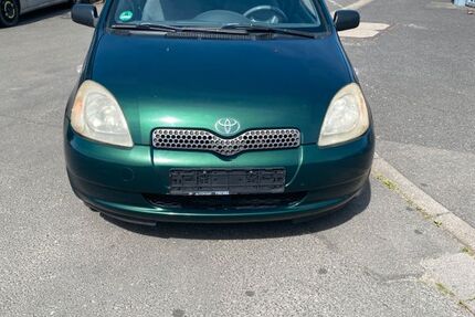 Toyota Yaris 174.000 km 1.699 &euro; Hanau 63457