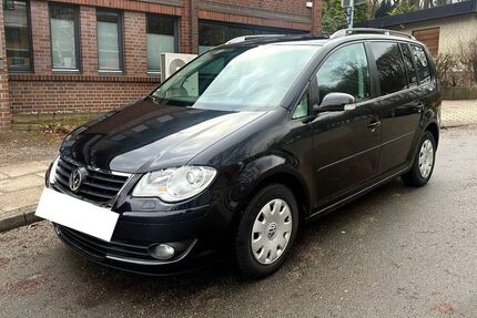 VW Touran 146.000 km 6.990 &euro; Hamburg 21077