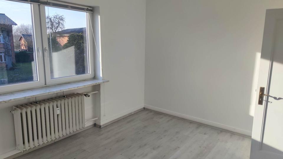 Etagenwohnung Stockelsdorf - 4.5 Zimmer, 95 m&sup2;, 950&euro; | Angebot:25419604