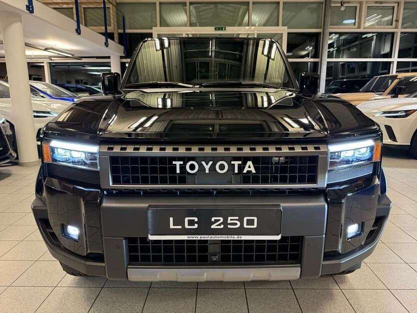 Land Cruiser