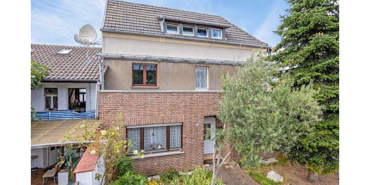 Haus zum Kaufen in Bornheim 470.000 € 226 m² 8 zimmer
