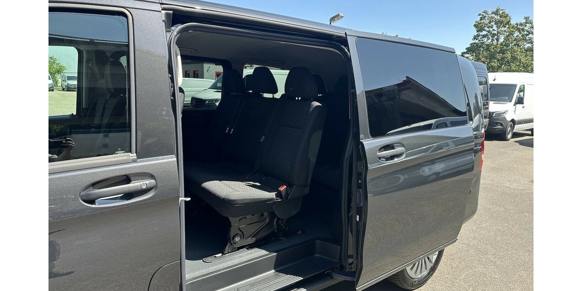 Mercedes-Benz Vito Tourer 116 CDI RWD extralang PRO 2,5 to AHK 11.364 km 49.861 &euro; Mainz 55122