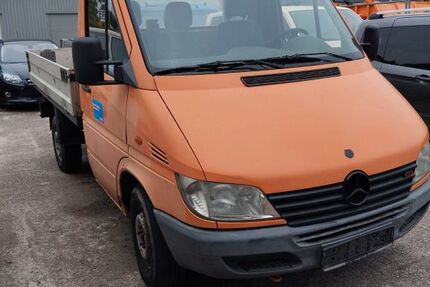 Mercedes-Benz Sprinter 240.000 km 2.950 € Düsseldorf 40212
