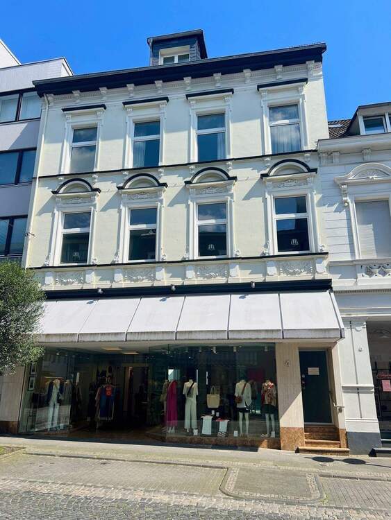 Wohn- und Geschäftshaus aus der Gründerzeit in bester Lage von Solingen Ohligs zimmer