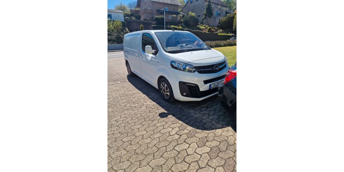 Opel Vivaro 92.000 km 13.450 &euro; Lügde 32676