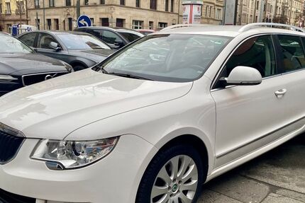 Skoda Superb 176.212 km 5.690 &euro; Fürth ( bei Nürnberg ) 90762
