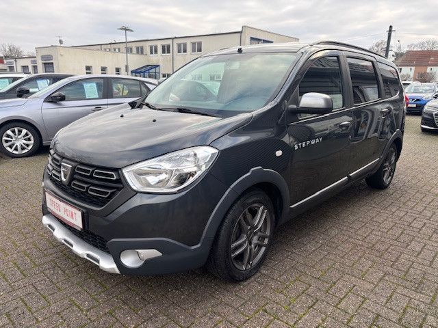 Dacia Lodgy 144.425 km 8.990 &euro; Brandenburg 14770