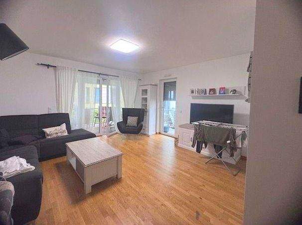 Traumhafte Wohnung mit Blick auf den Phönixsee 3 zimmer