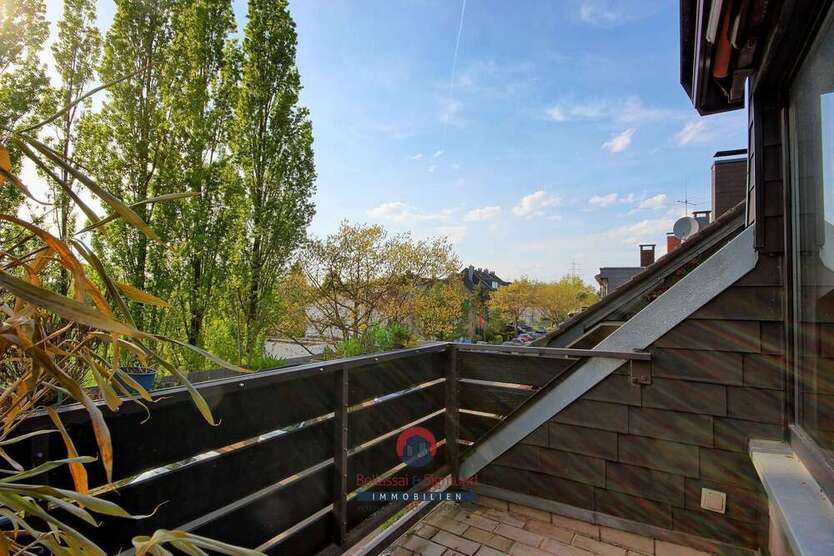 Wohnung zum Kaufen in Düsseldorf 249.000 € 76.23 m²