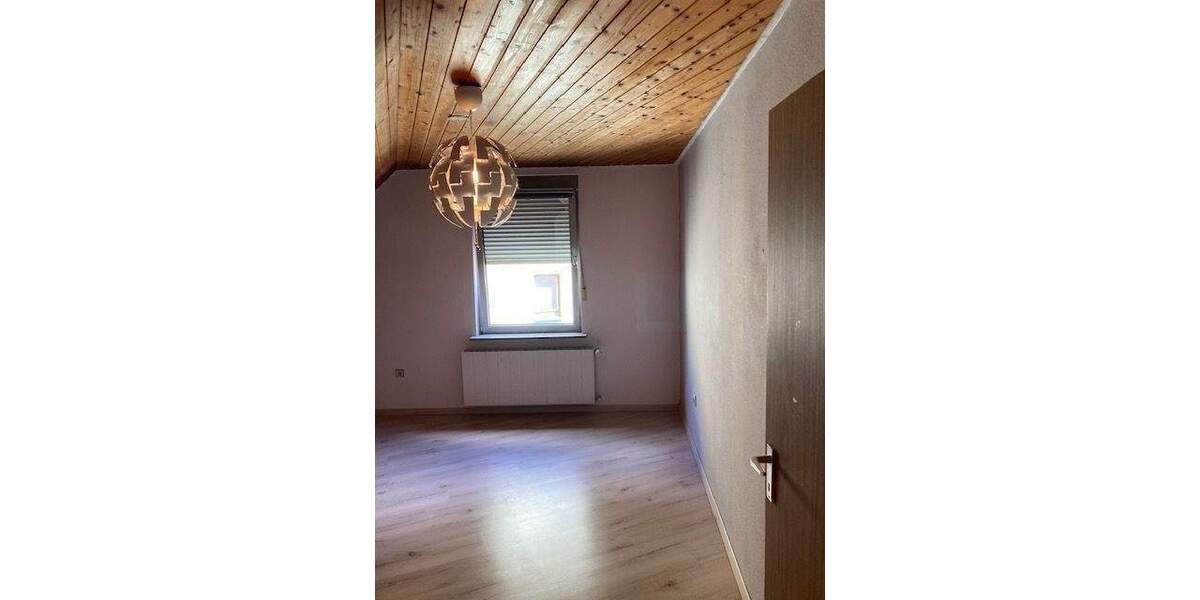Mehrfamilienhaus, Wohnhaus Zell a. Main - 9 Zimmer, 229 m&sup2;, 365.000&euro; | Angebot:26804779