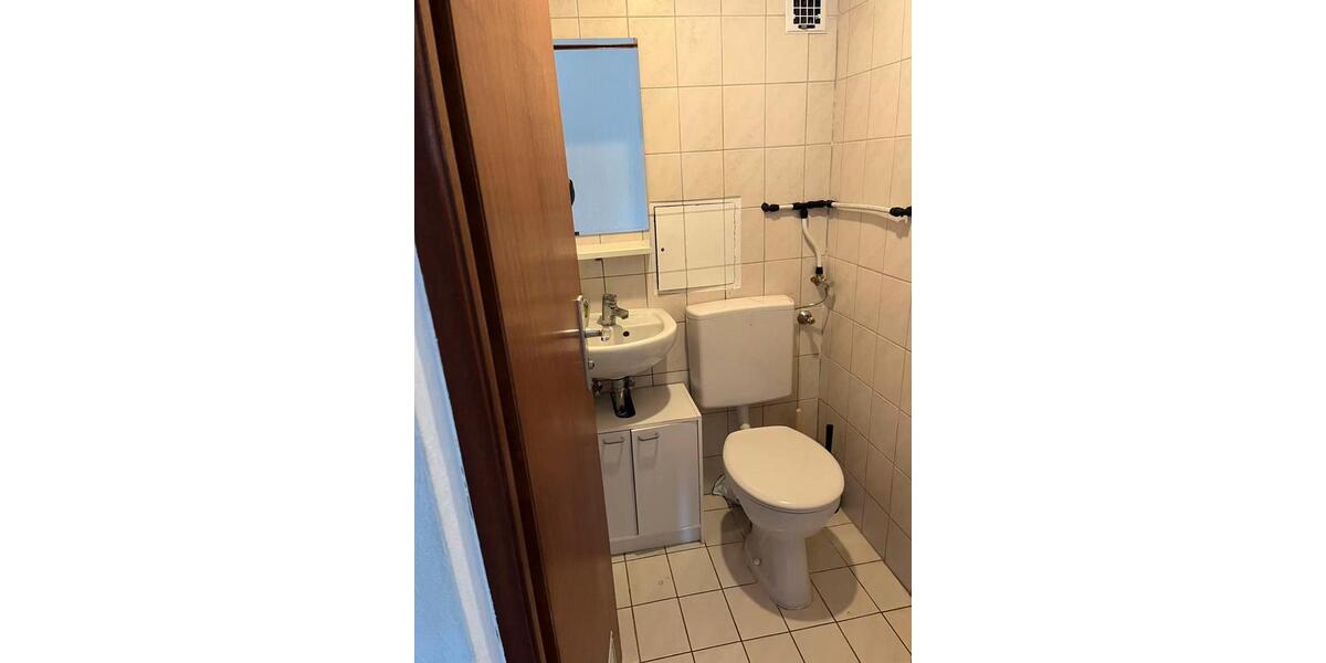 Etagenwohnung Würzburg Dürrbachau - 5 Zimmer, 107 m&sup2;, 1.650&euro; | Angebot:26115387
