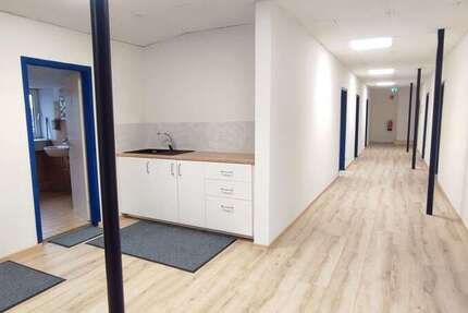 Büro in Langenhagen 2.000 € 212 m²