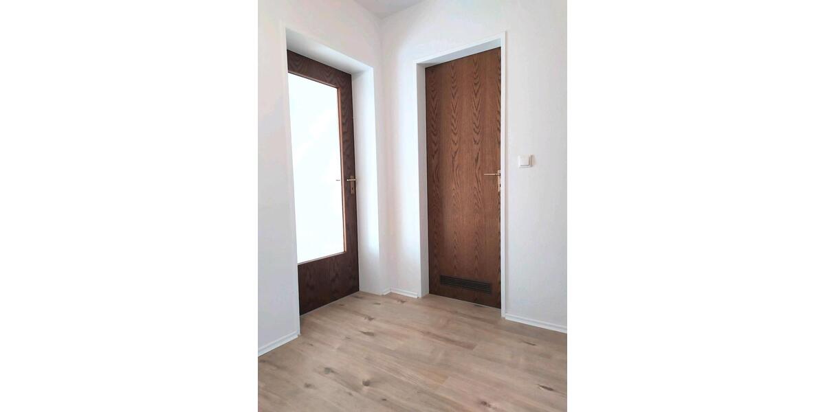 Dachgeschoßwohnung Stolberg (Rhld.) Büsbach - 3 Zimmer, 65 m&sup2;, 159.000&euro; | Angebot:25953498