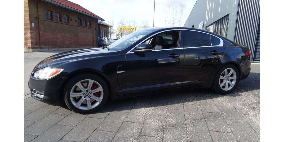 Jaguar XF 166.500 km 8.900 &euro; München 81249