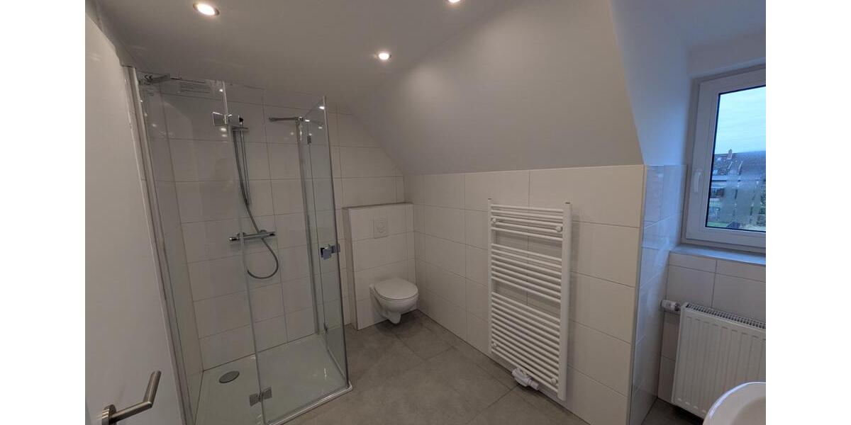 Schönes, renoviertes Häuschen für Single, Paar, kleine Familie 3 zimmer