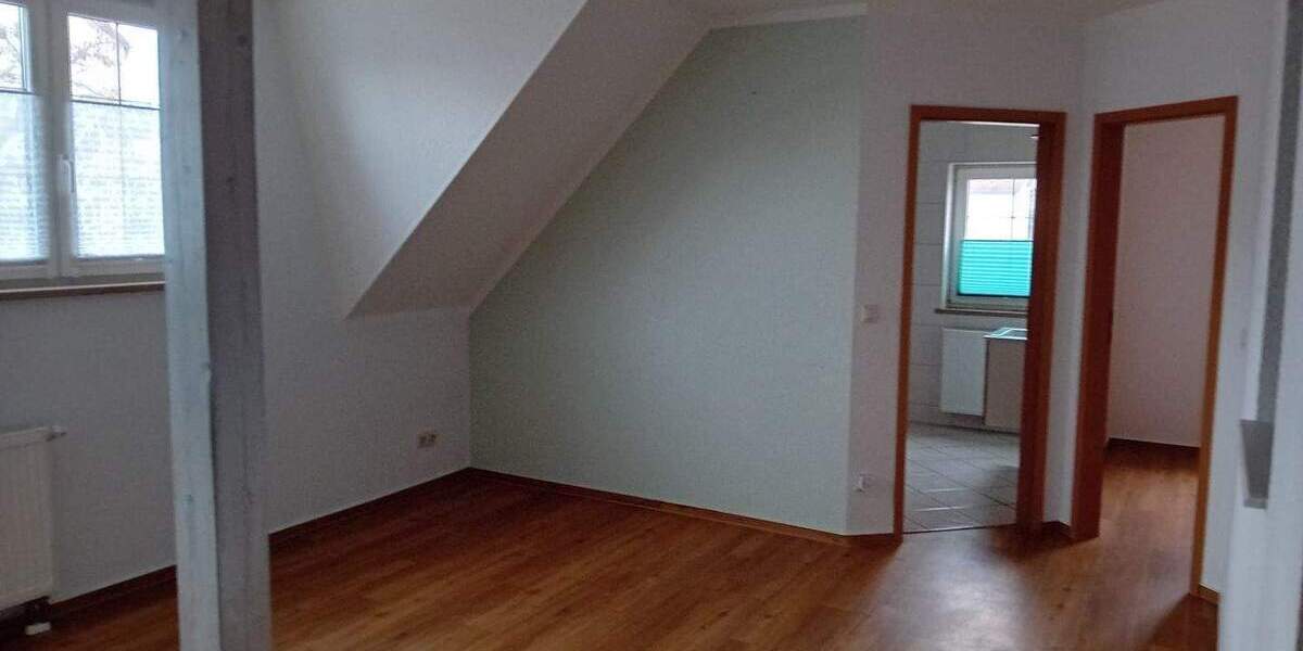 Etagenwohnung Eilenburg Eilenburg-Ost - 2 Zimmer, 51 m&sup2;, 361&euro; | Angebot:25909110