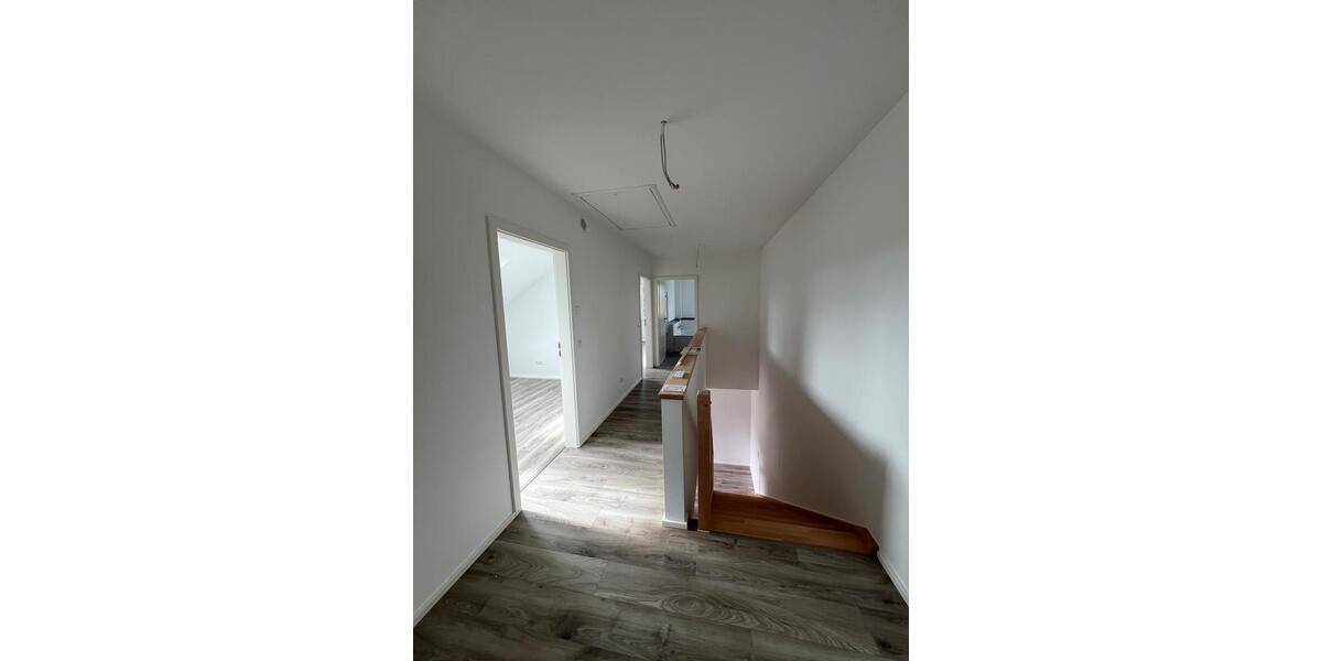 Doppelhaushälfte Dielheim - 4 Zimmer, 130 m&sup2;, 2.100&euro; | Angebot:25831362