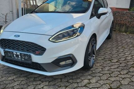 Ford Fiesta 56.000 km 13.900 &euro; Selters 56242
