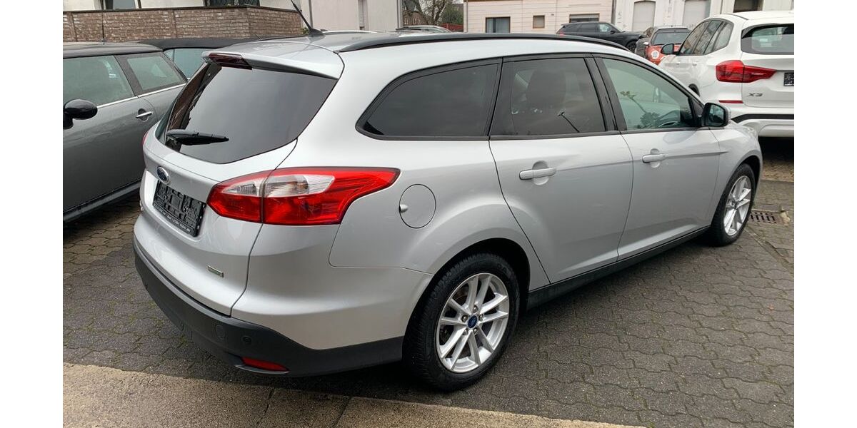 Ford Focus 127.000 km 6.850 € Moers 47443