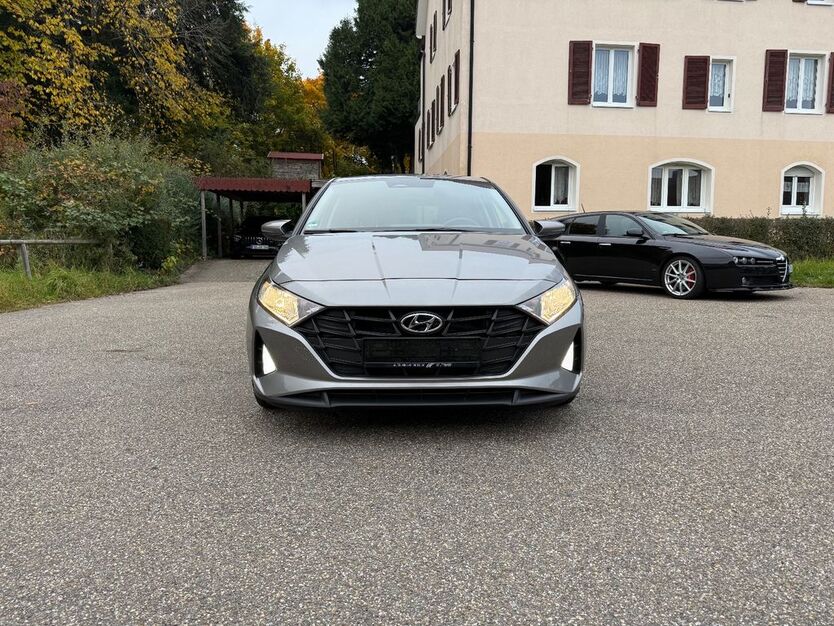 Hyundai i20 42.305 km 14.500 € Reutin 72275