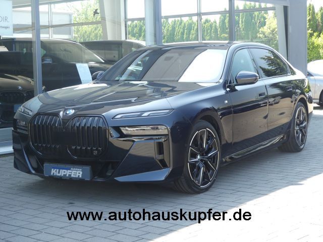 BMW i7 17.200 km 80.900 € Vaihingen / Enz 71665
