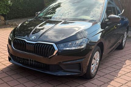 Skoda Fabia 49.000 km 10.800 &euro; Norderstedt 22844