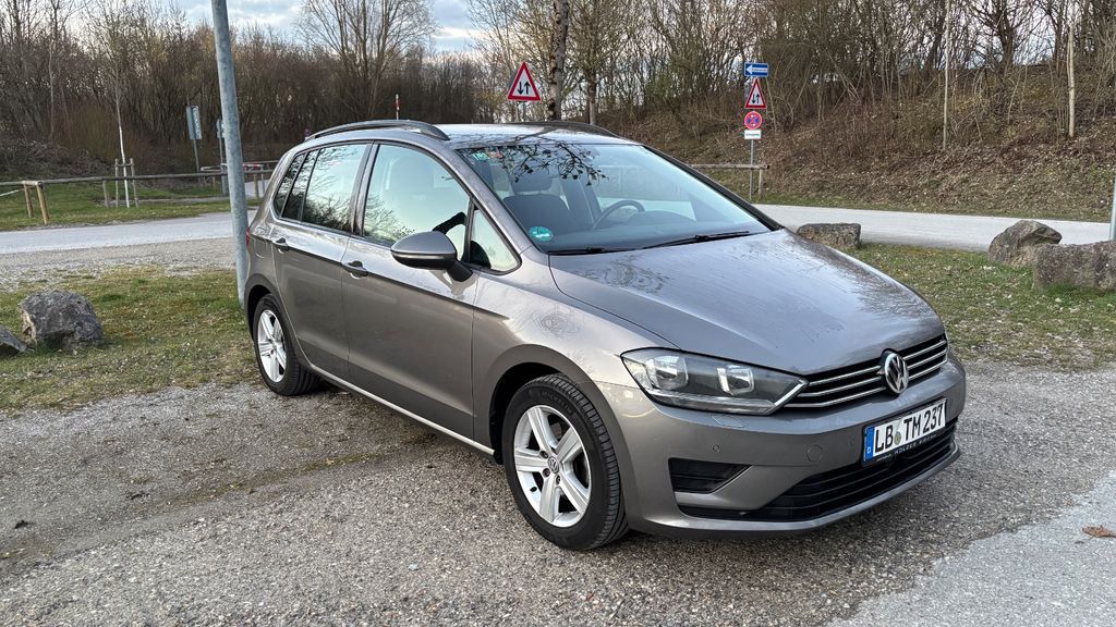 VW Golf Sportsvan 183.000 km 7.900 &euro; Fürstenfeldbruck 82256