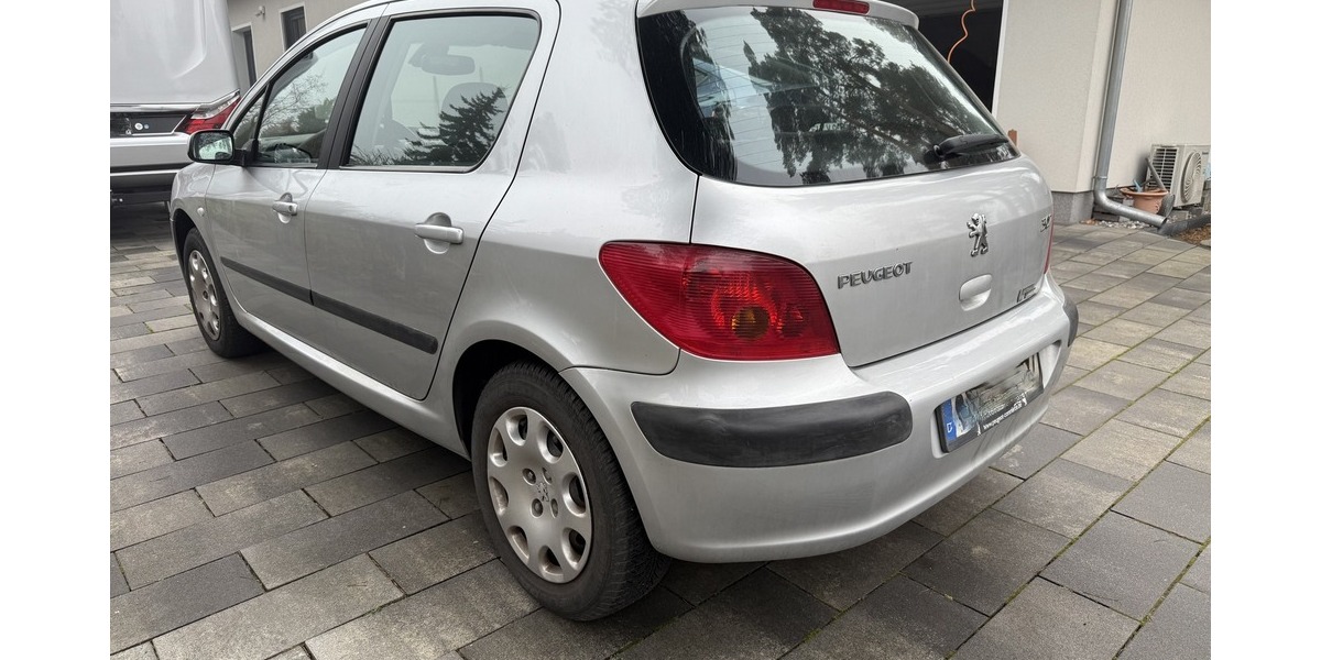 Peugeot 307 1.6 Premium Klima 2.Hand 82.622 km 2.900 &euro; Berlin 10247