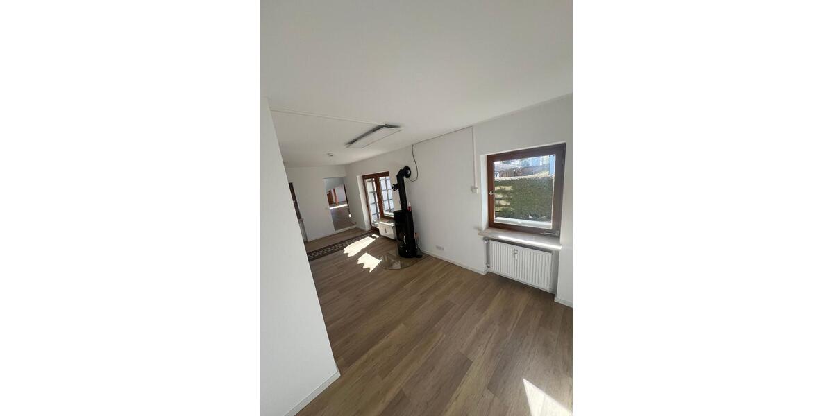 Etagenwohnung Seefeld - 3 Zimmer, 124 m&sup2;, 1.995&euro; | Angebot:25236836