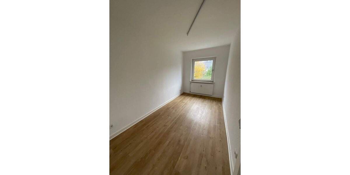 Etagenwohnung Remscheid Süd - 3 Zimmer, 56 m&sup2;, 499&euro; | Angebot:24773431