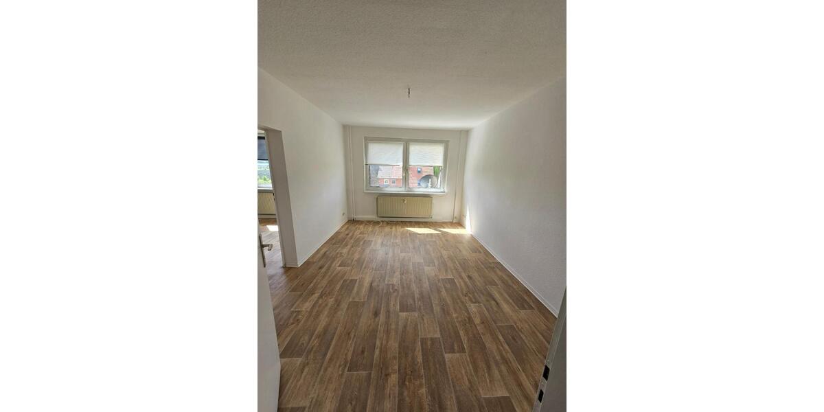 Etagenwohnung Malchin - 2 Zimmer, 45 m&sup2;, 330&euro; | Angebot:26125238