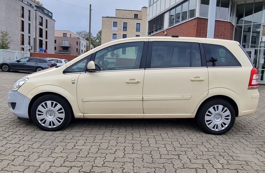 Zafira 1.6 Edit111,CNG,7Sitze,Leder,Navi,1Hand