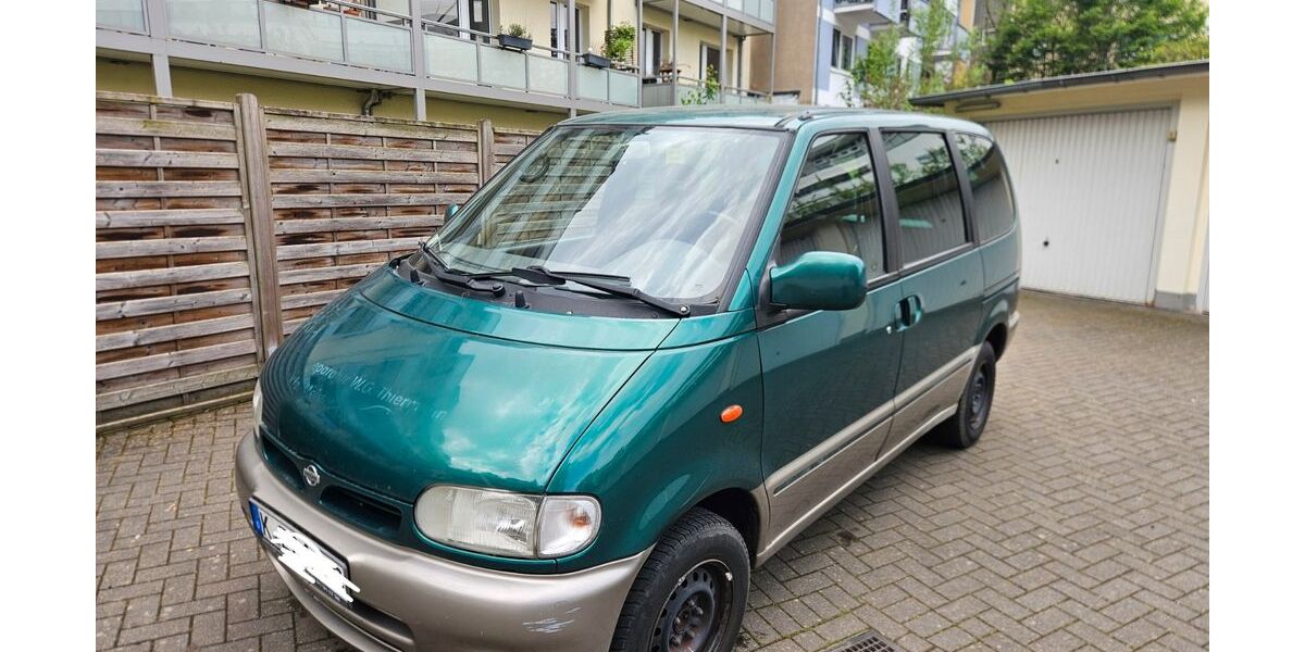 Nissan Serena 149.797 km 2.100 &euro; Köln 50931