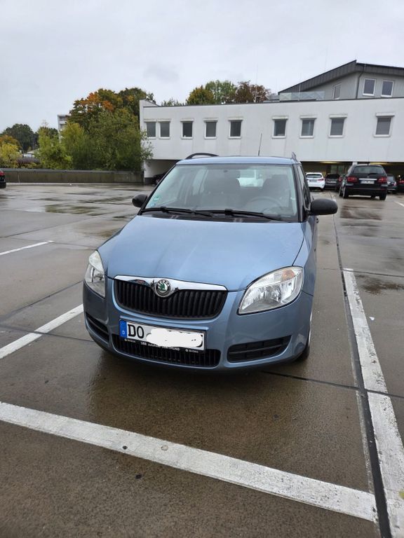 Skoda Fabia 130.000 km 3.200 € Dortmund 44143